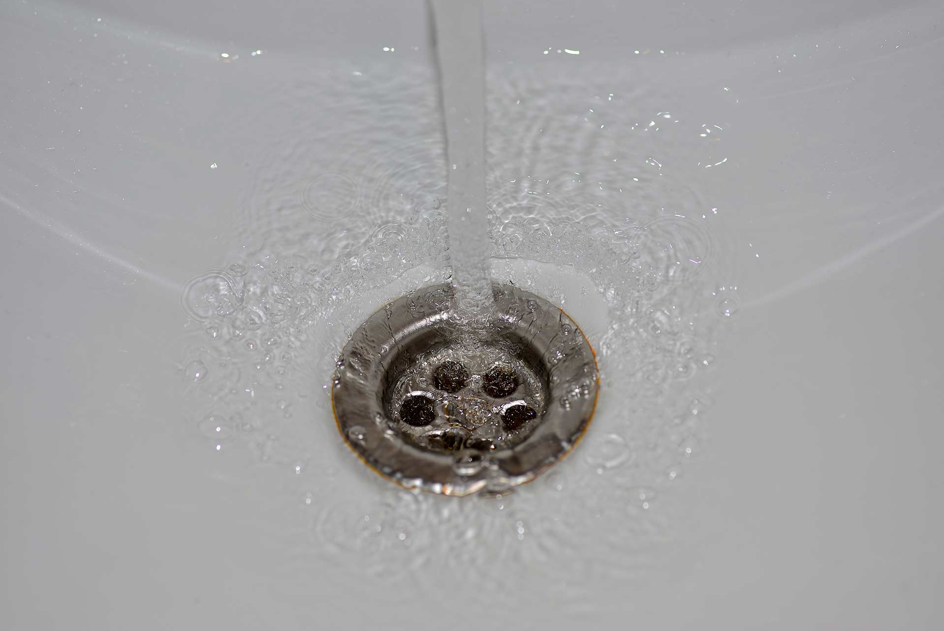 A2B Drains provides services to unblock blocked sinks and drains for properties in Guildford.